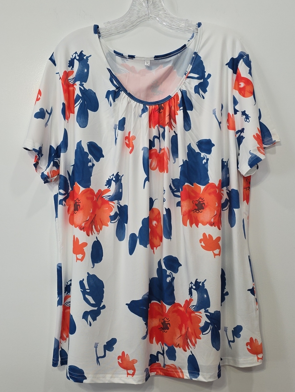 Women’s 3X White/Coral/Navy Floral Pattern Top Round Neckline Short Sleeve T11